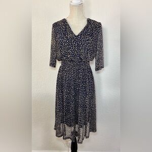 Chic V-Neck Navy and Cream Midi Dress